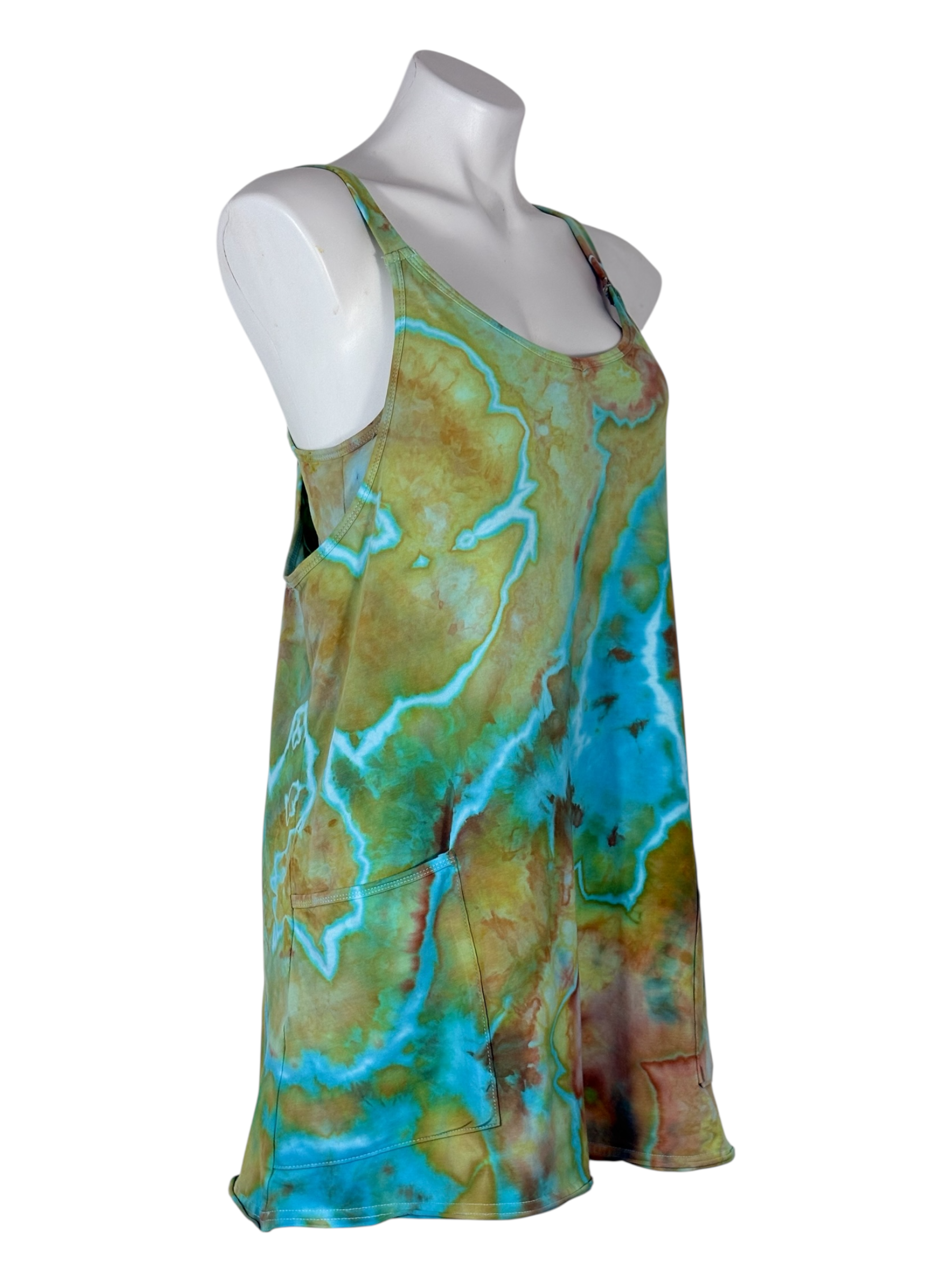 Small Women’s Athletic Sleeveless Mini Dress with Built-in Shorts V Neck Spaghetti Strap Sundress
